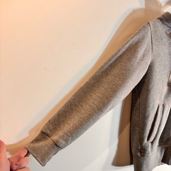 COMME DES GARCONS PLAY Sz S Hoodie with Heart Patch and Decals at Back Zipper - Picture 5 of 12